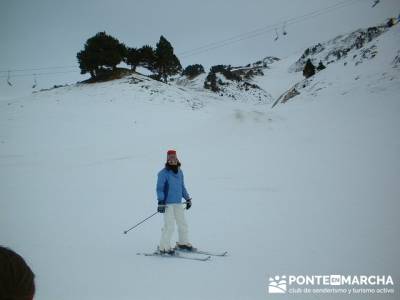 squí Baqueira - Aprende a esquiar; excursiones de fin de semana; viajes culturales por españa